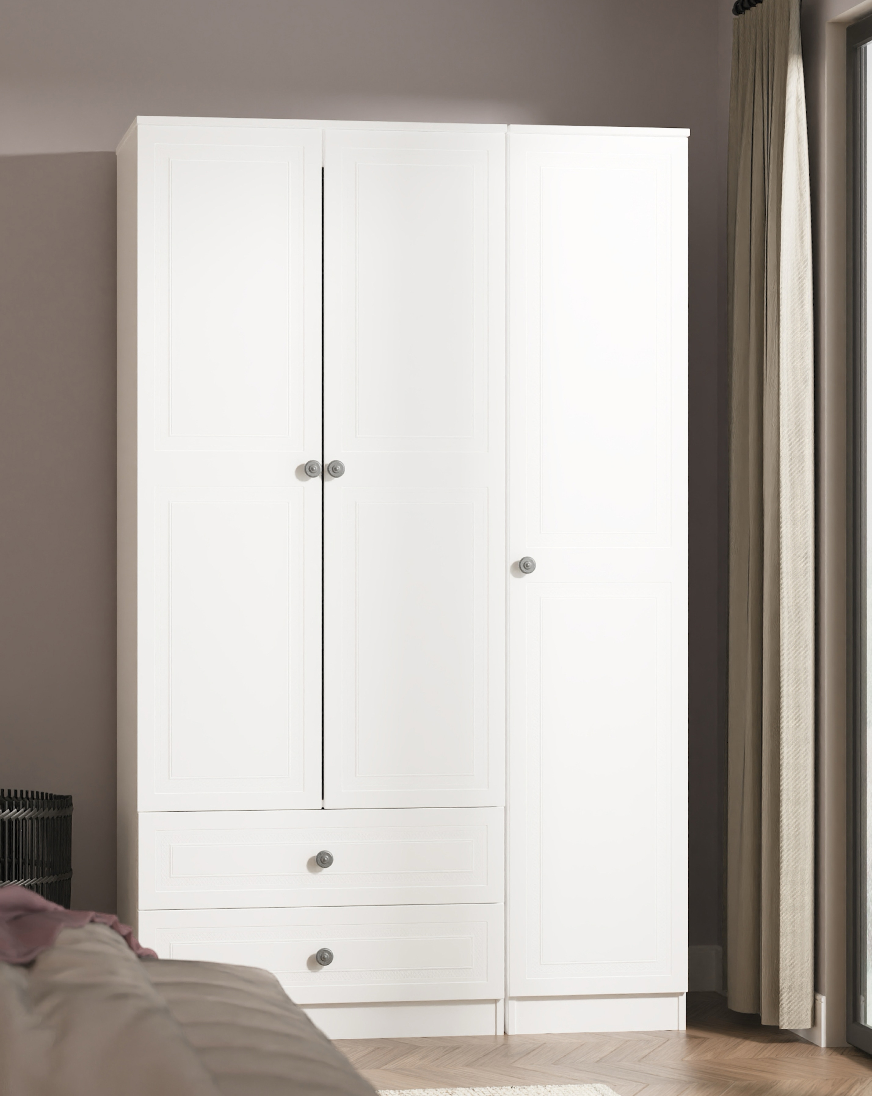 New In - Richmond Triple Wardrobe 2 Drawers