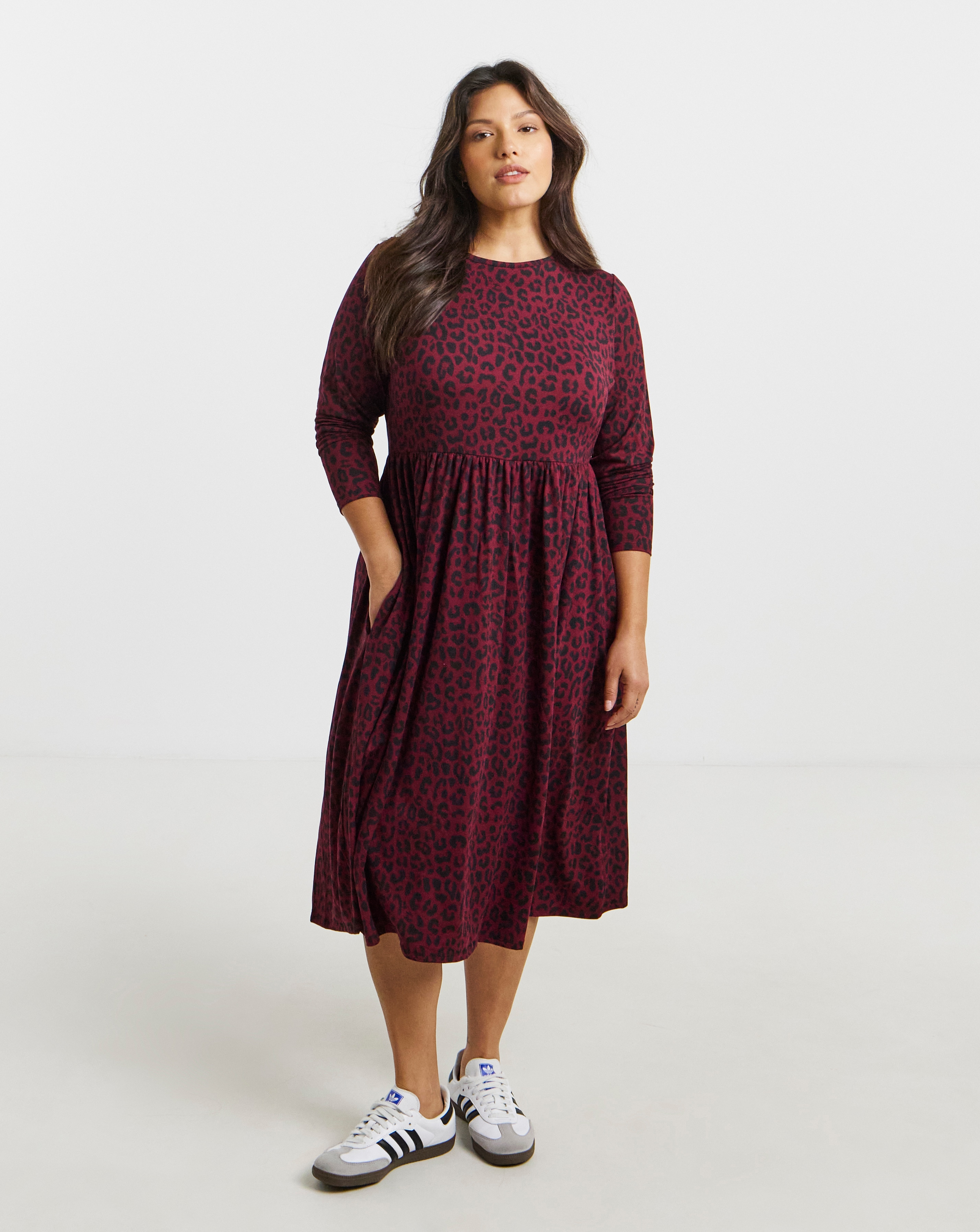 Simply Be - Women's Animal Supersoft Pocket Midi Dress - Size 18 - Animal print - 95% Recycled Polyester 5% Elastane