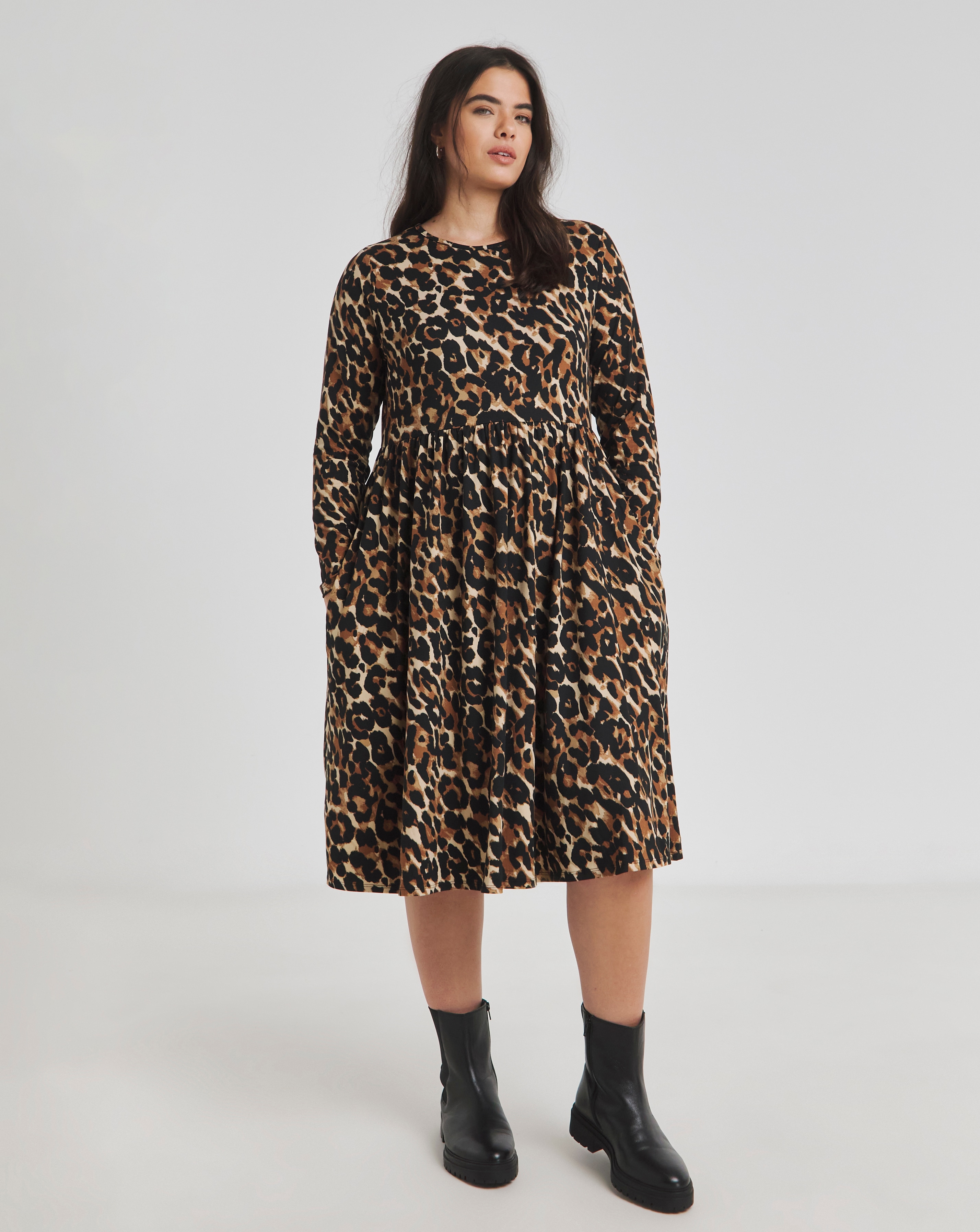 Simply Be - Women's Leopard Supersoft Midi Dress - Size 26 - Leopard - 95% Recycled Polyester 5% Elastane