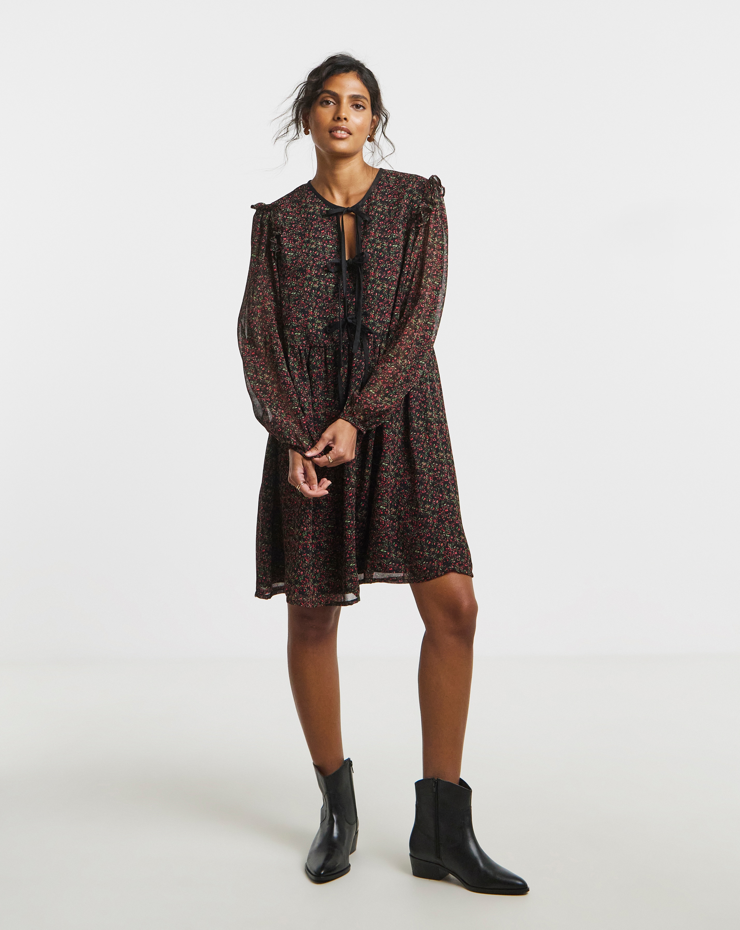 Ditsy Bow Detail Skater Dress