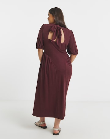 Textured Jersey Midi Dress With Waist Detail And Bow Back