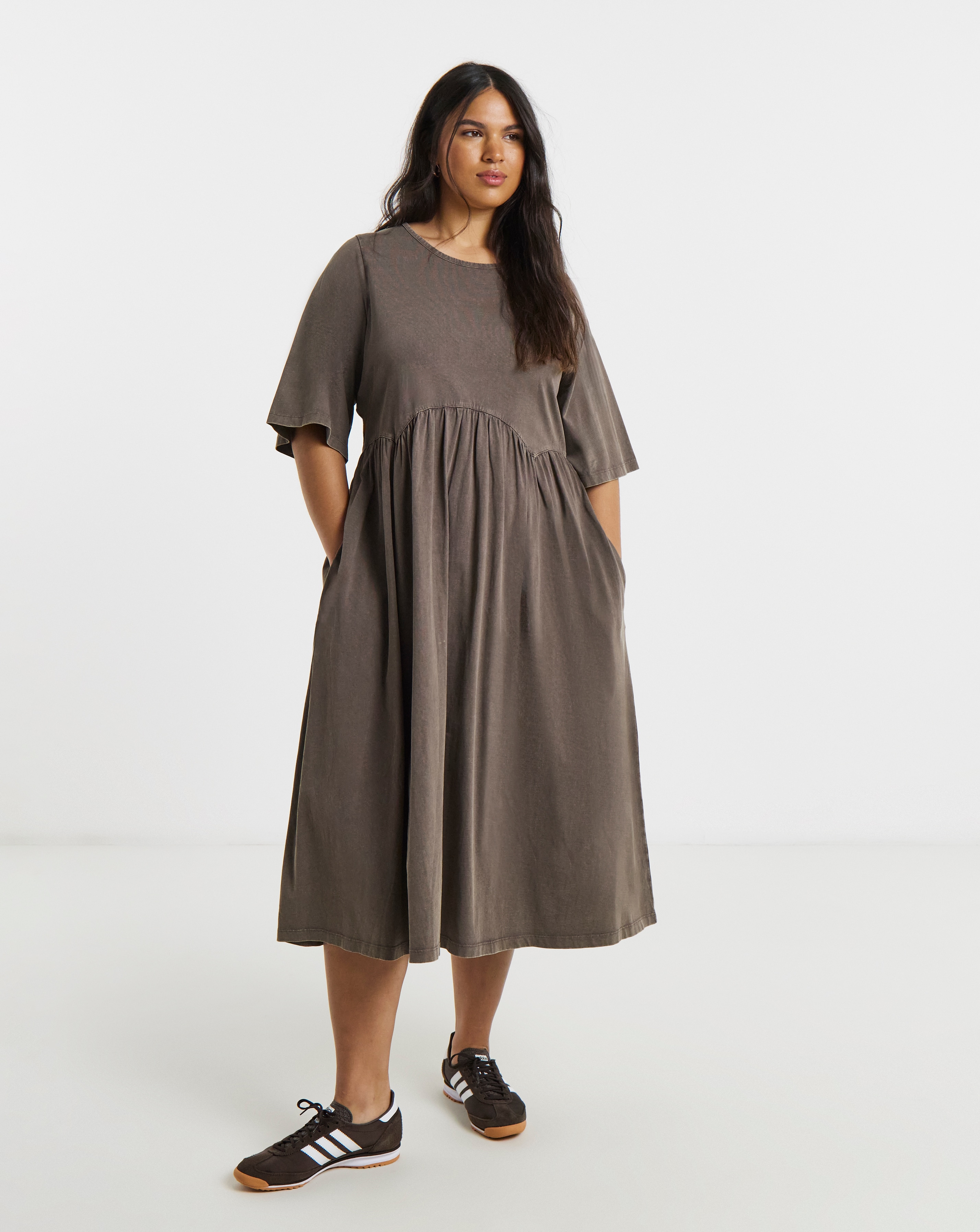 New In - Acid Wash Boxy Sleeve Midi Dress