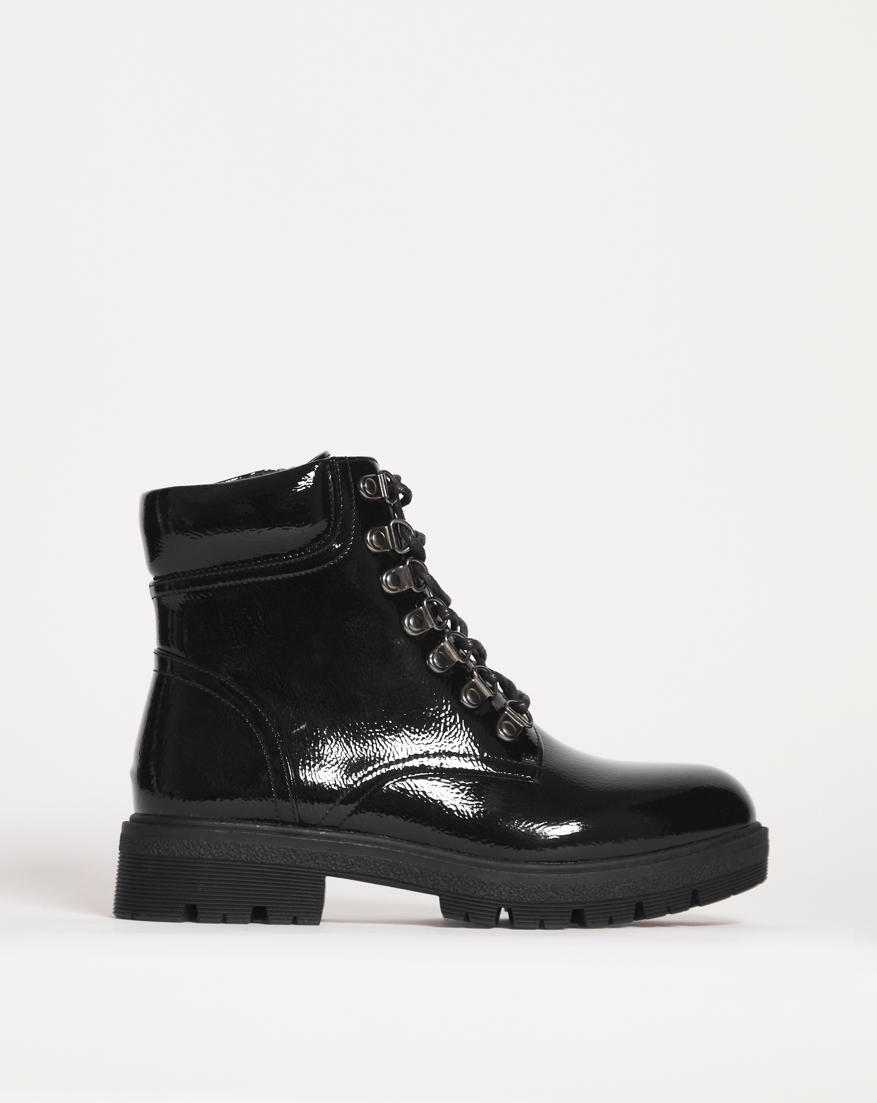 wide fit boots lace up