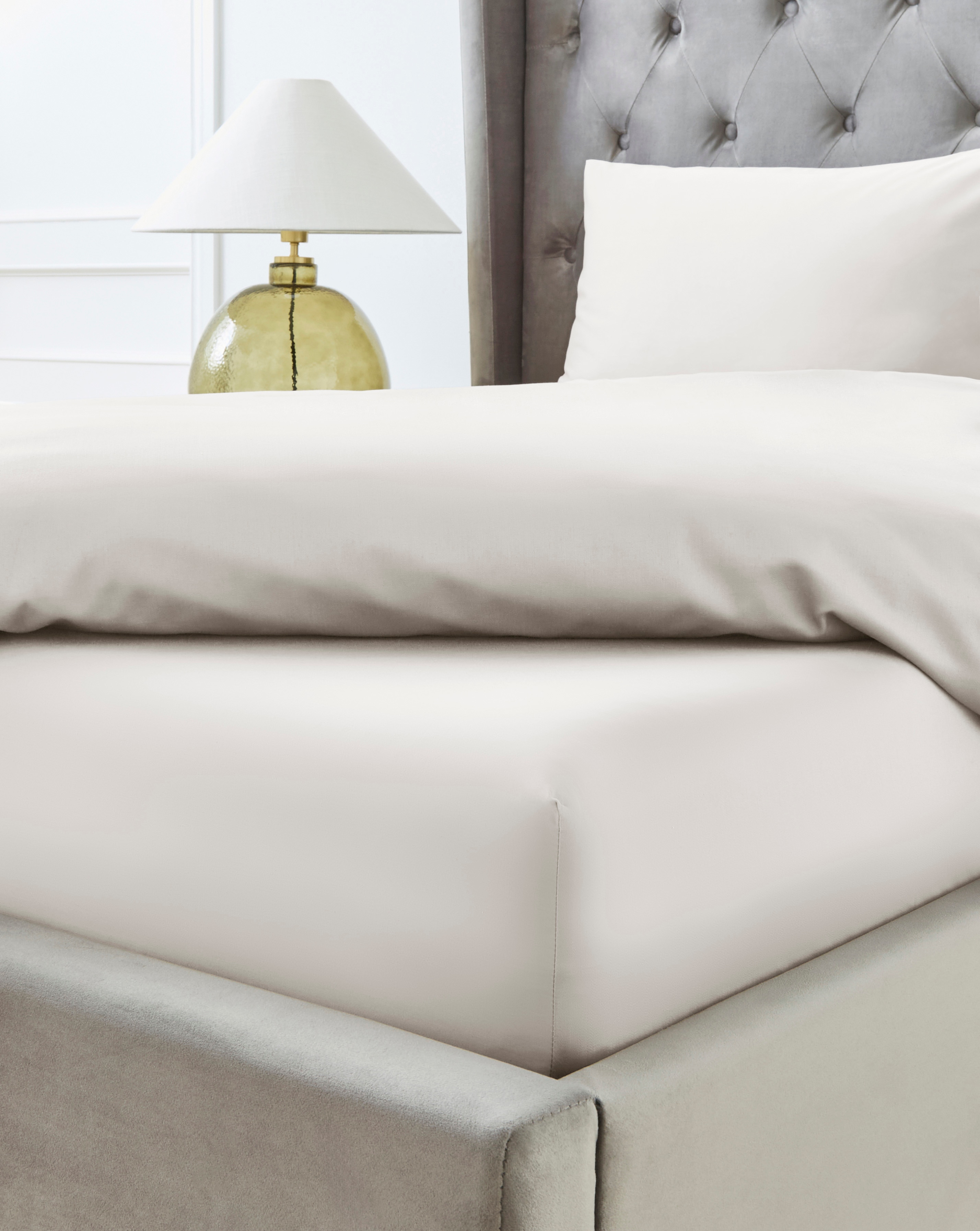 Hotel 300Tc 30cm Fitted Sheet