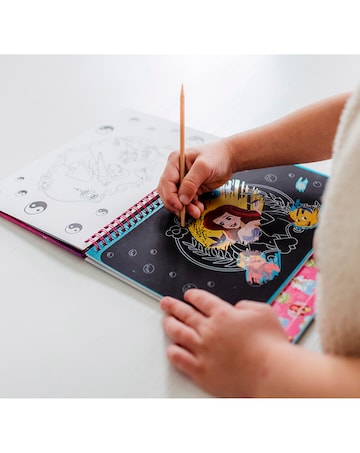 Totum Princess Activity Scratchbook