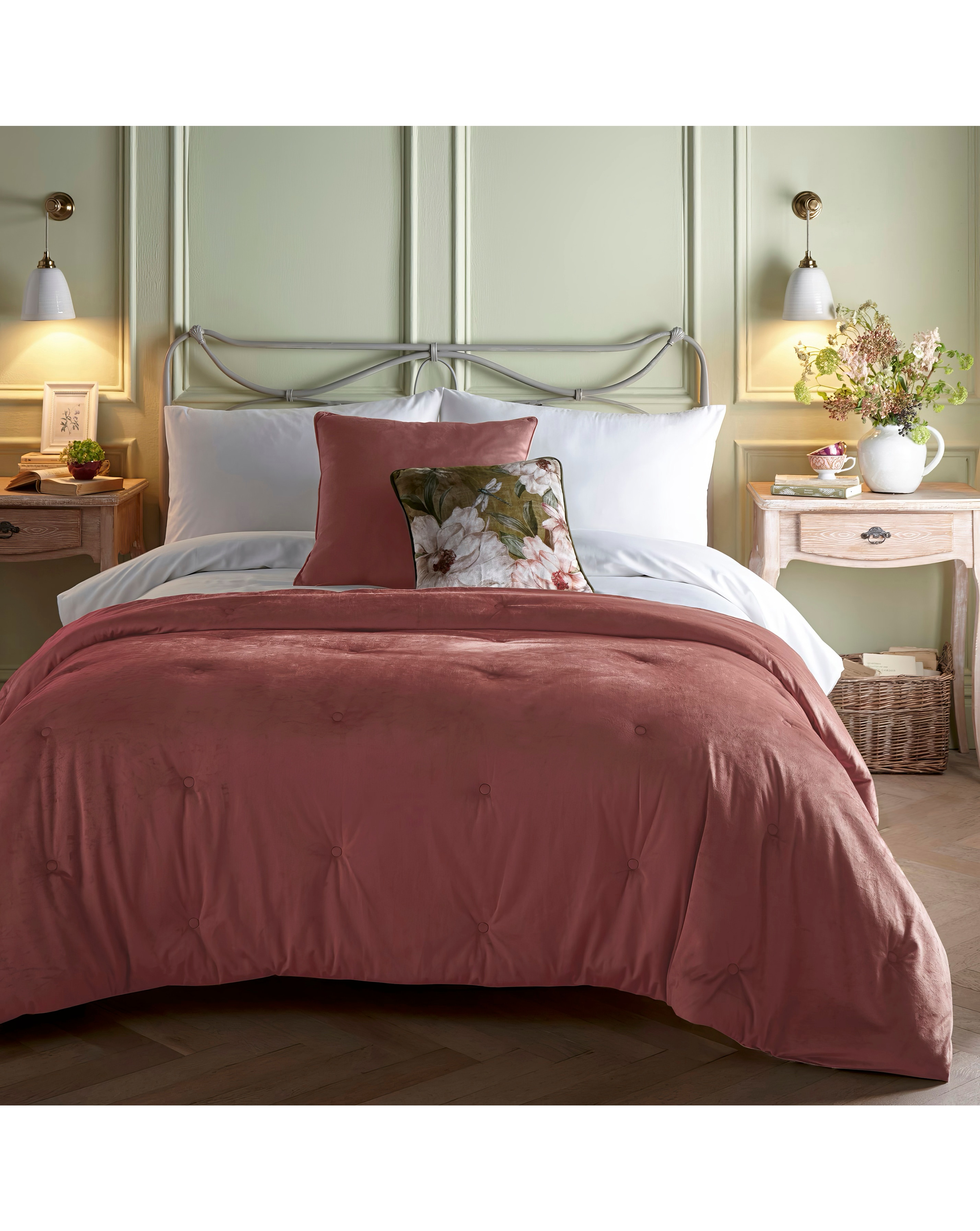 New In - Appletree Austell Velvet Bedspread