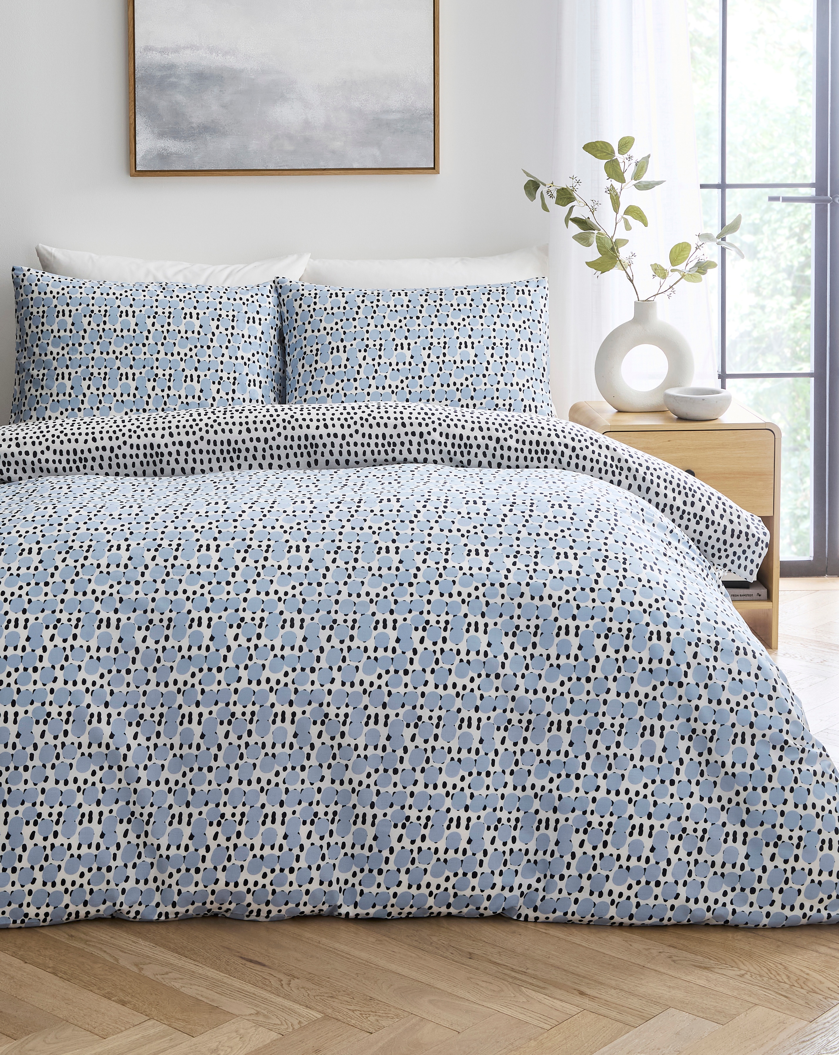 Nico Spot Duvet Cover Set