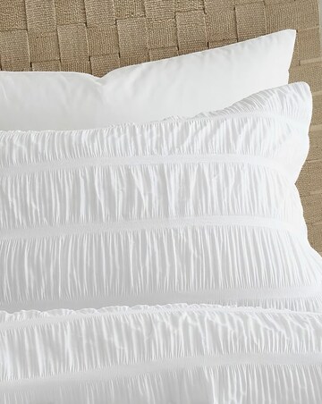 Catherine Lansfield Seersucker Duvet Set