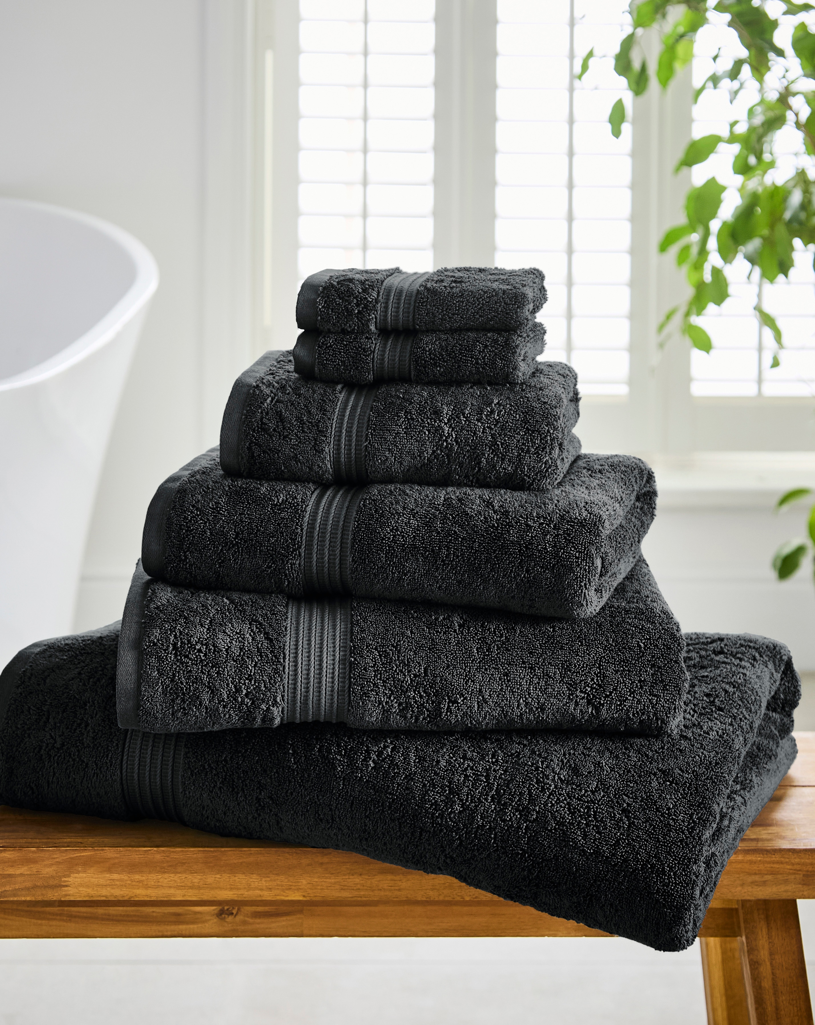 New In - Egyptian Cotton 600Gsm Towel - Black