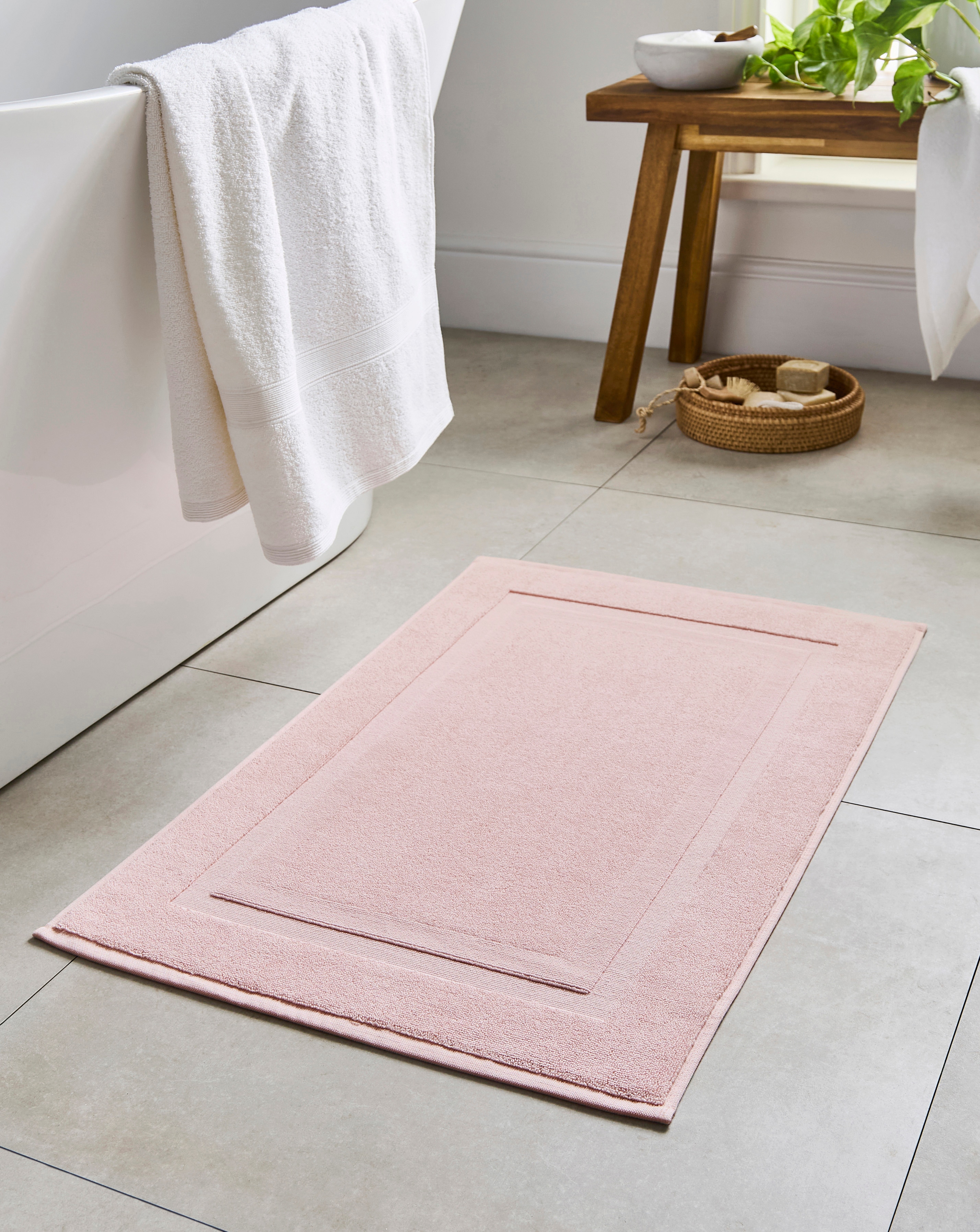 New In - Egyptian Cotton Bath Mat - Pink