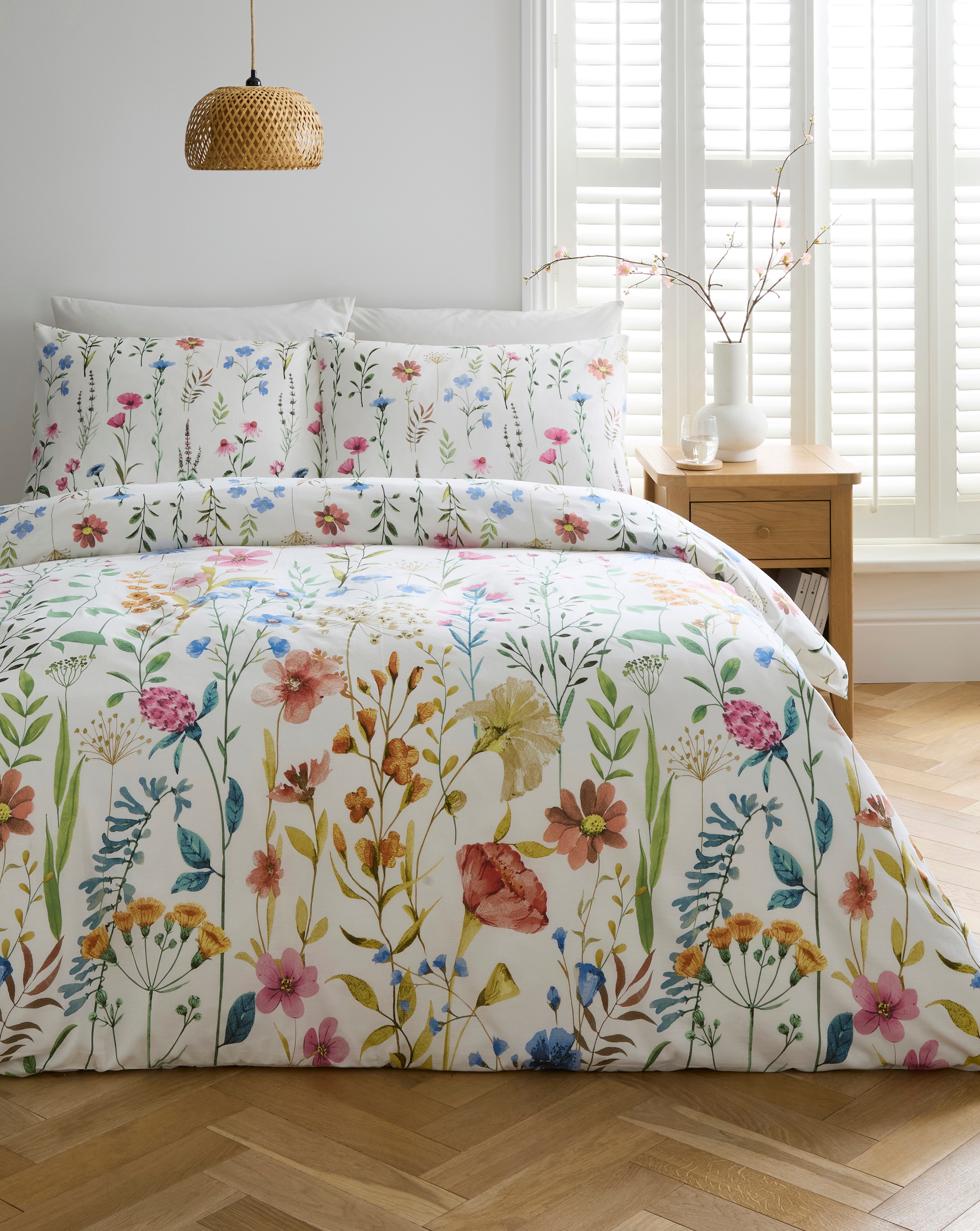 Julipa Balmoral Floral Duvet Set