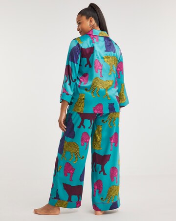 Chelsea Peers Woven Satin Leopard Print Pyjama Set