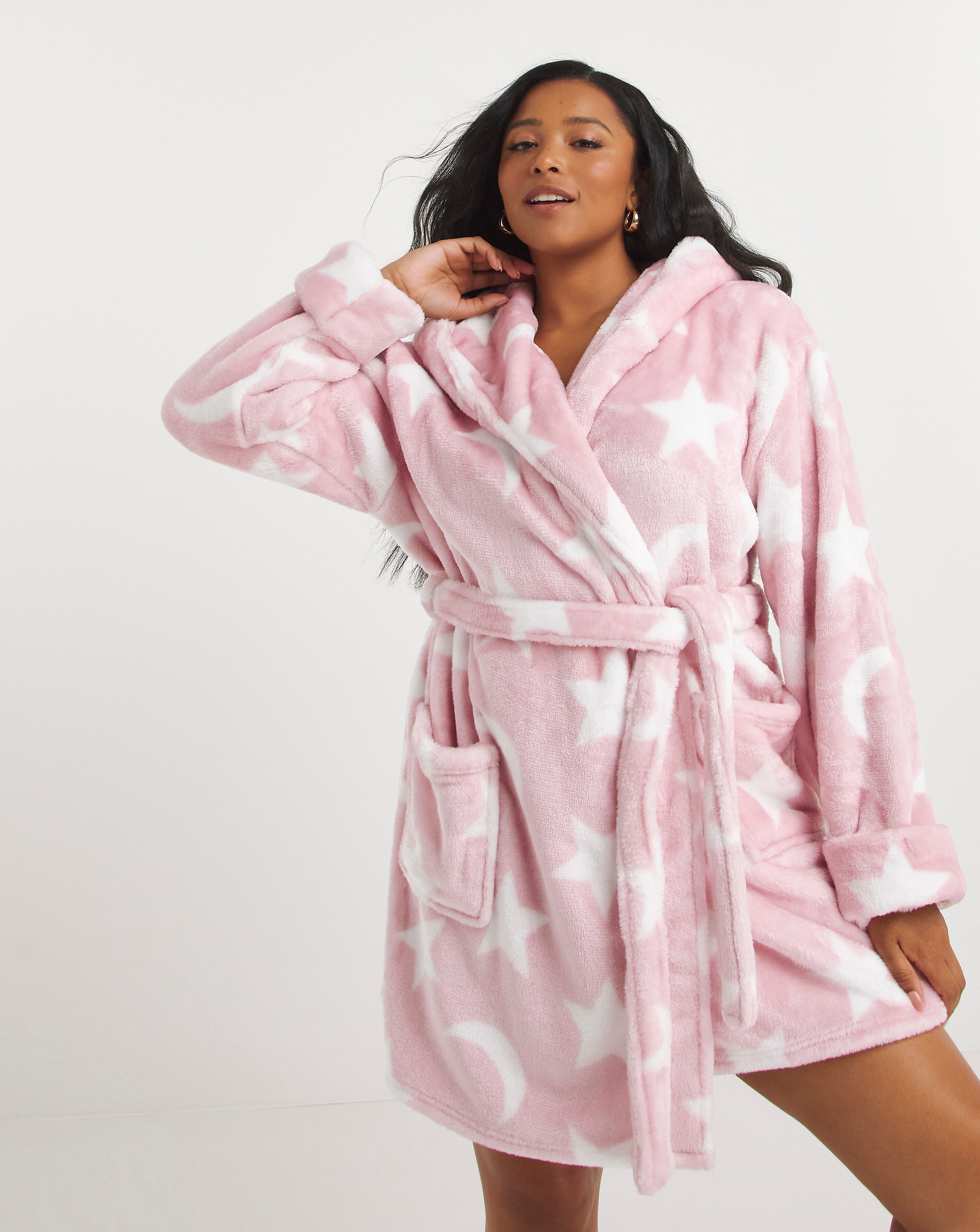Short fluffy dressing gown with hood deals