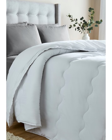 Sealy Deeply Full 10.5 Tog Duvet