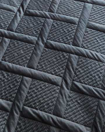 Pinsonic Duvet Cover Set