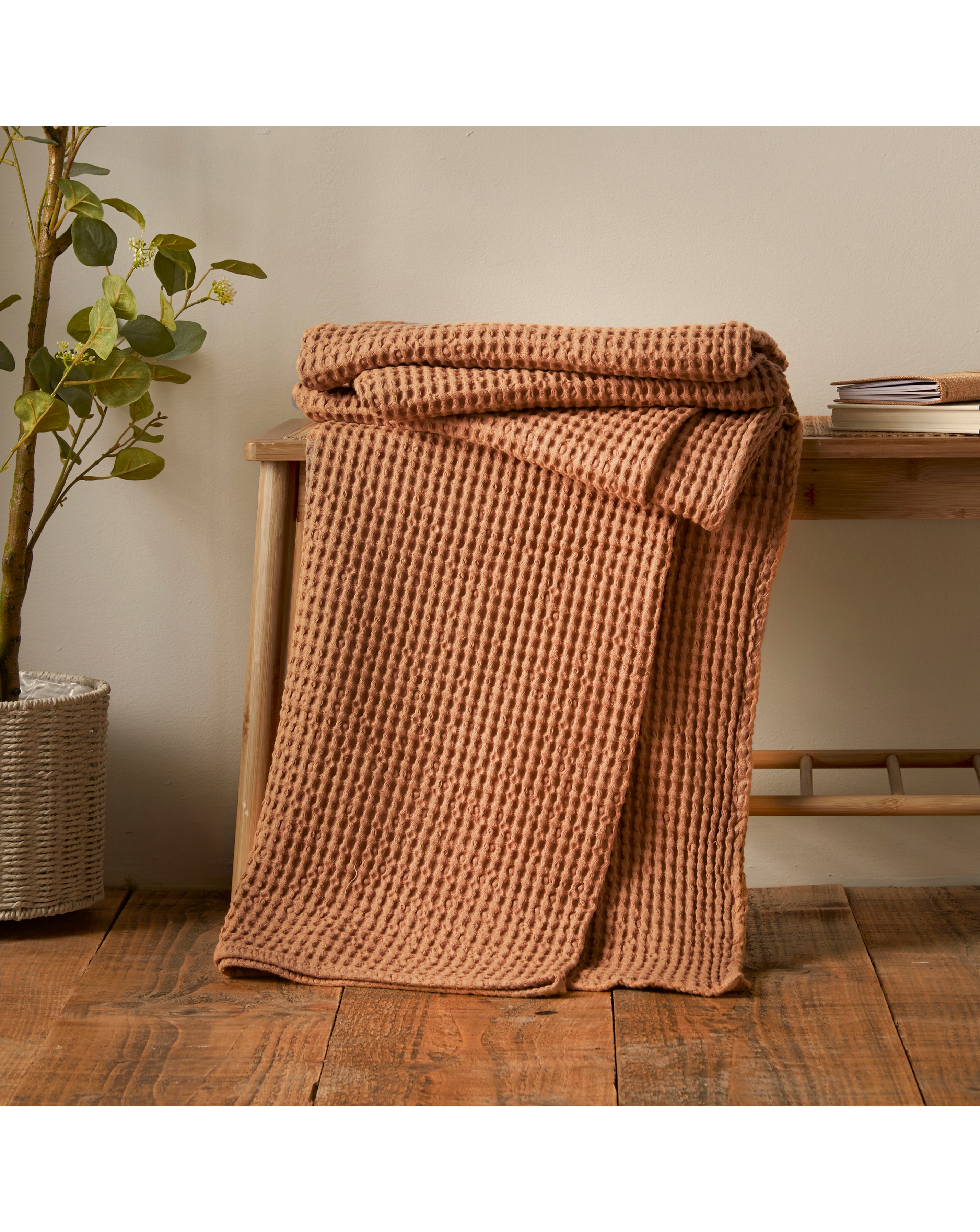 Pineapple Elephant Waffle Cotton Throw