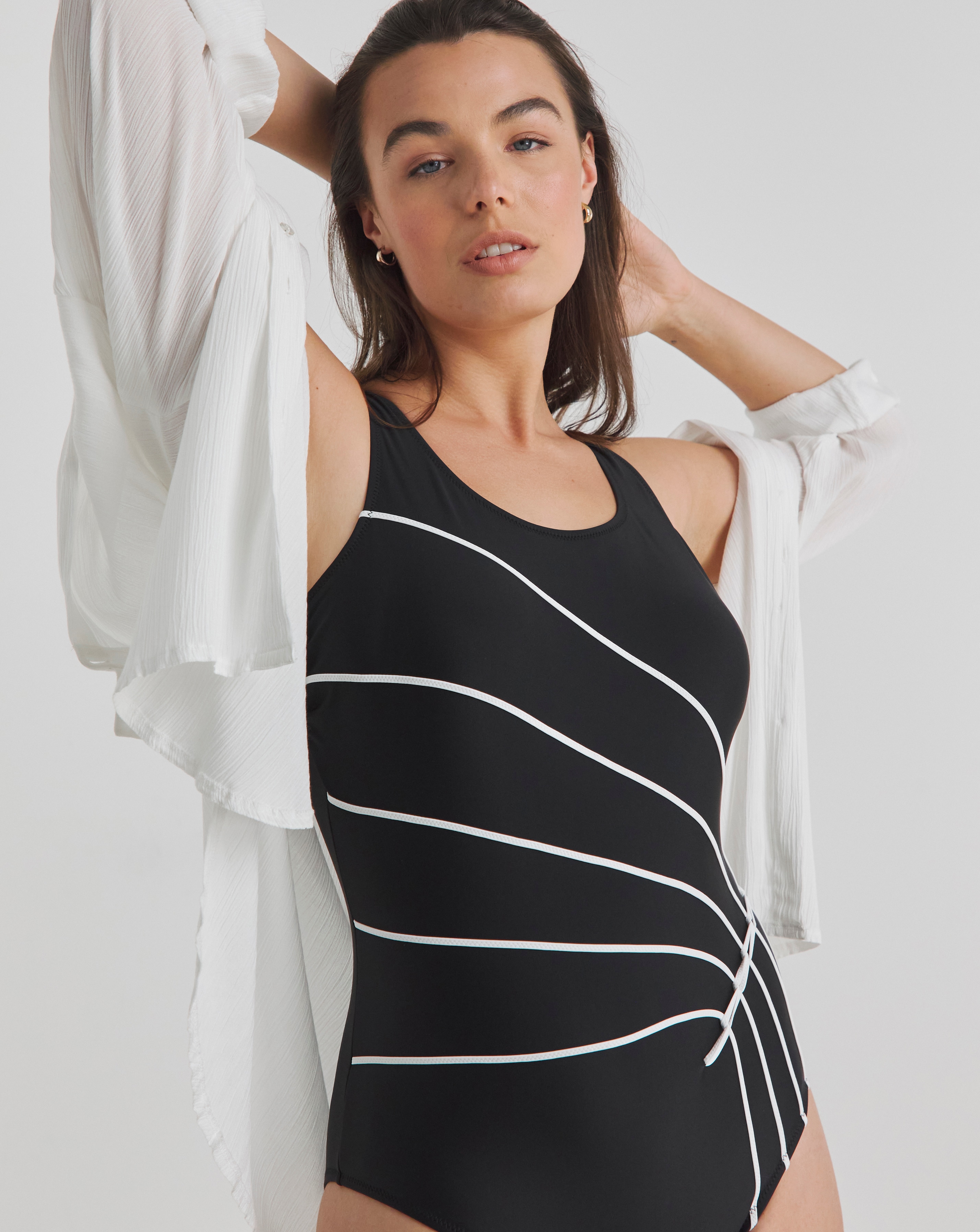 Sports Piping Mono Swimsuit