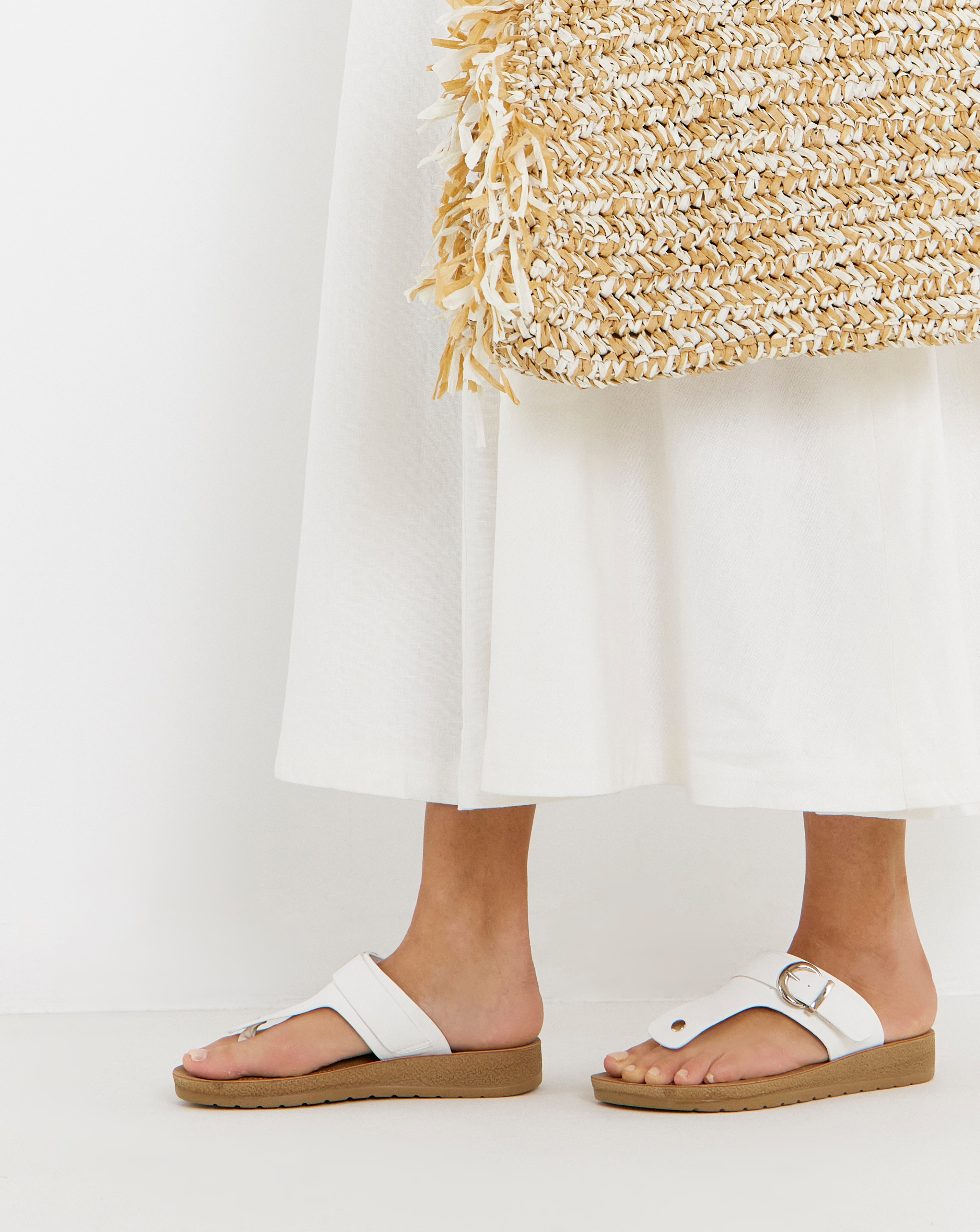 New In - Toe Post Comfort Sandal Wide