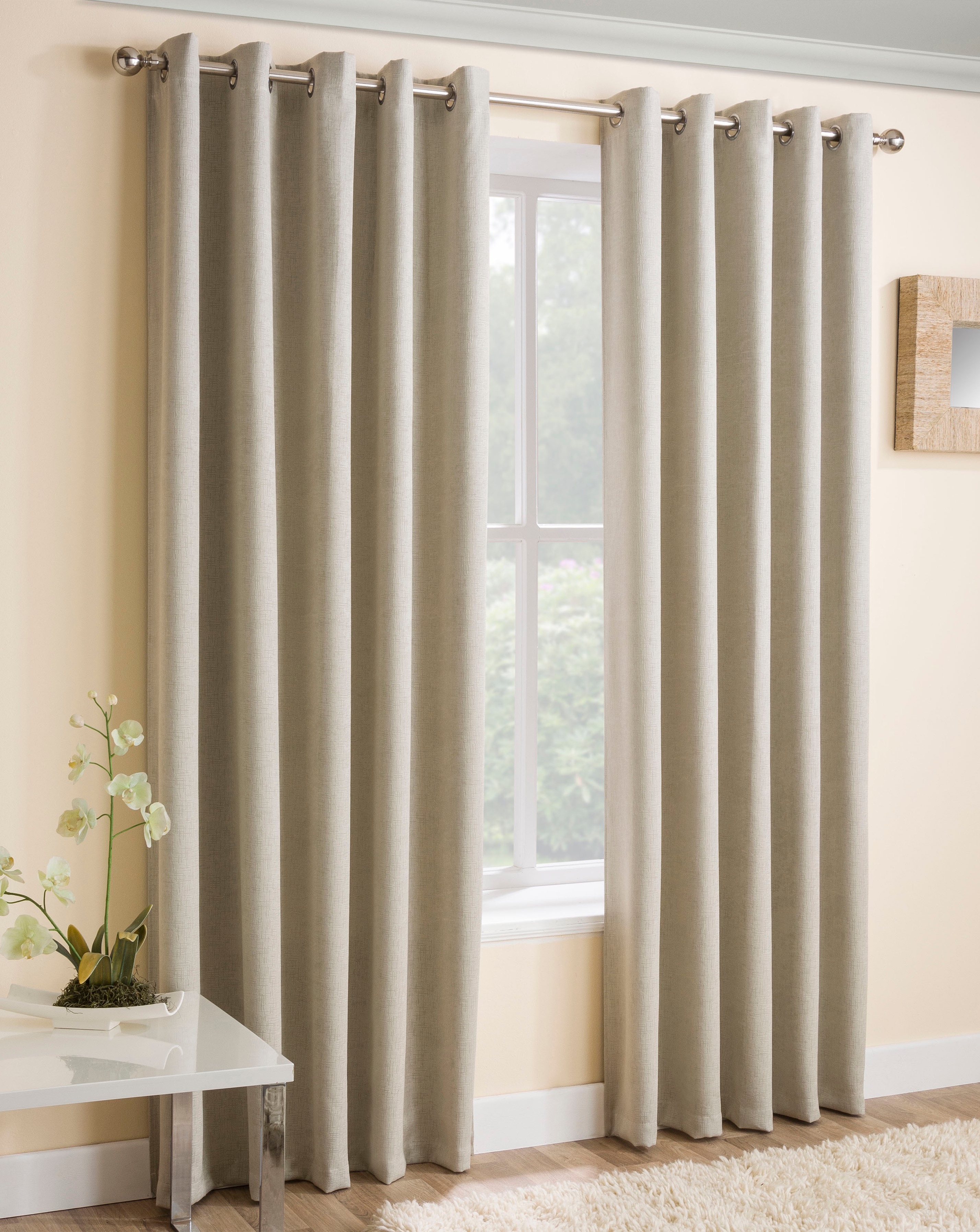 Vogue Light Filtering Eyelet Curtain