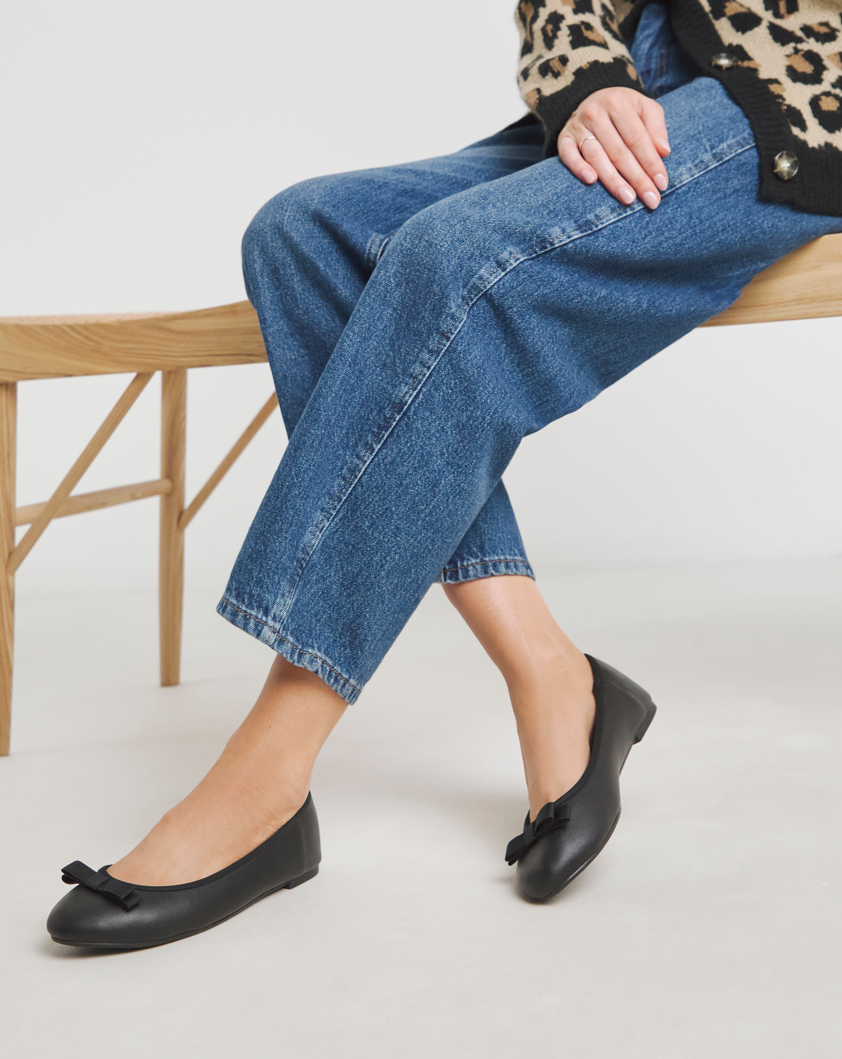 Classic Ballerina Bow Shoe Extra Wide