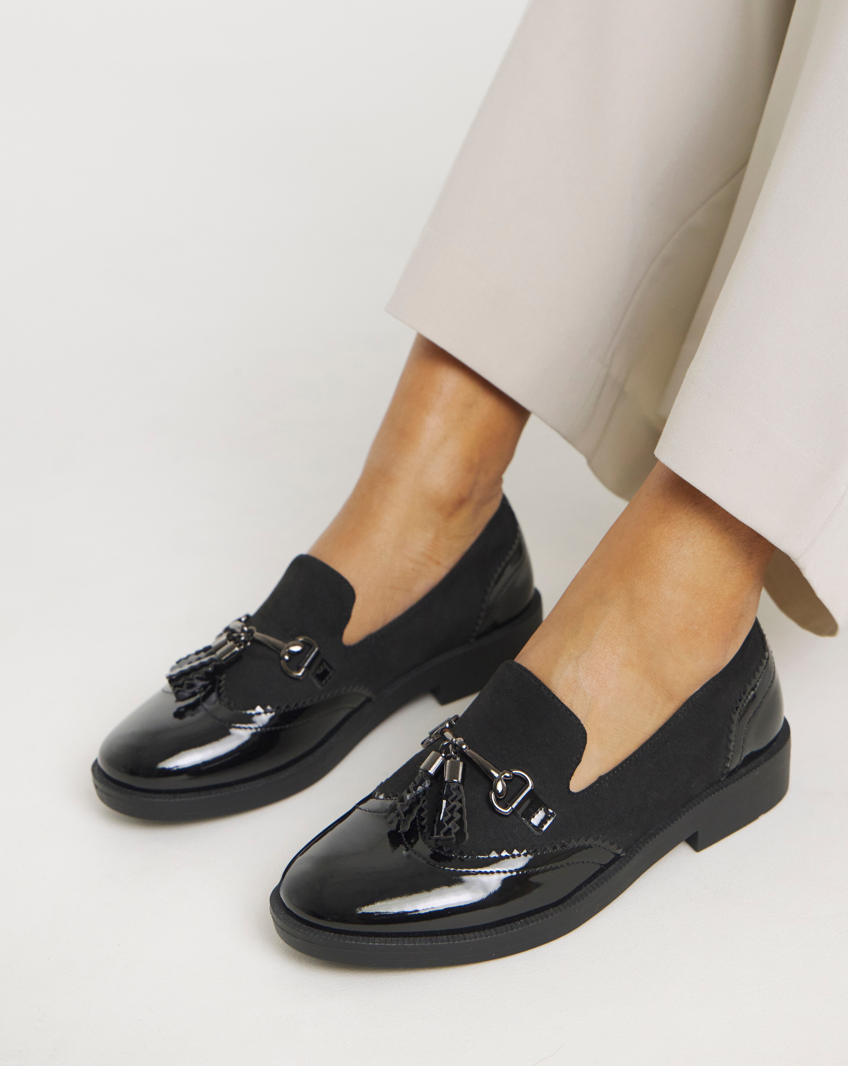Brogue Tassle Loafer Extra Wide