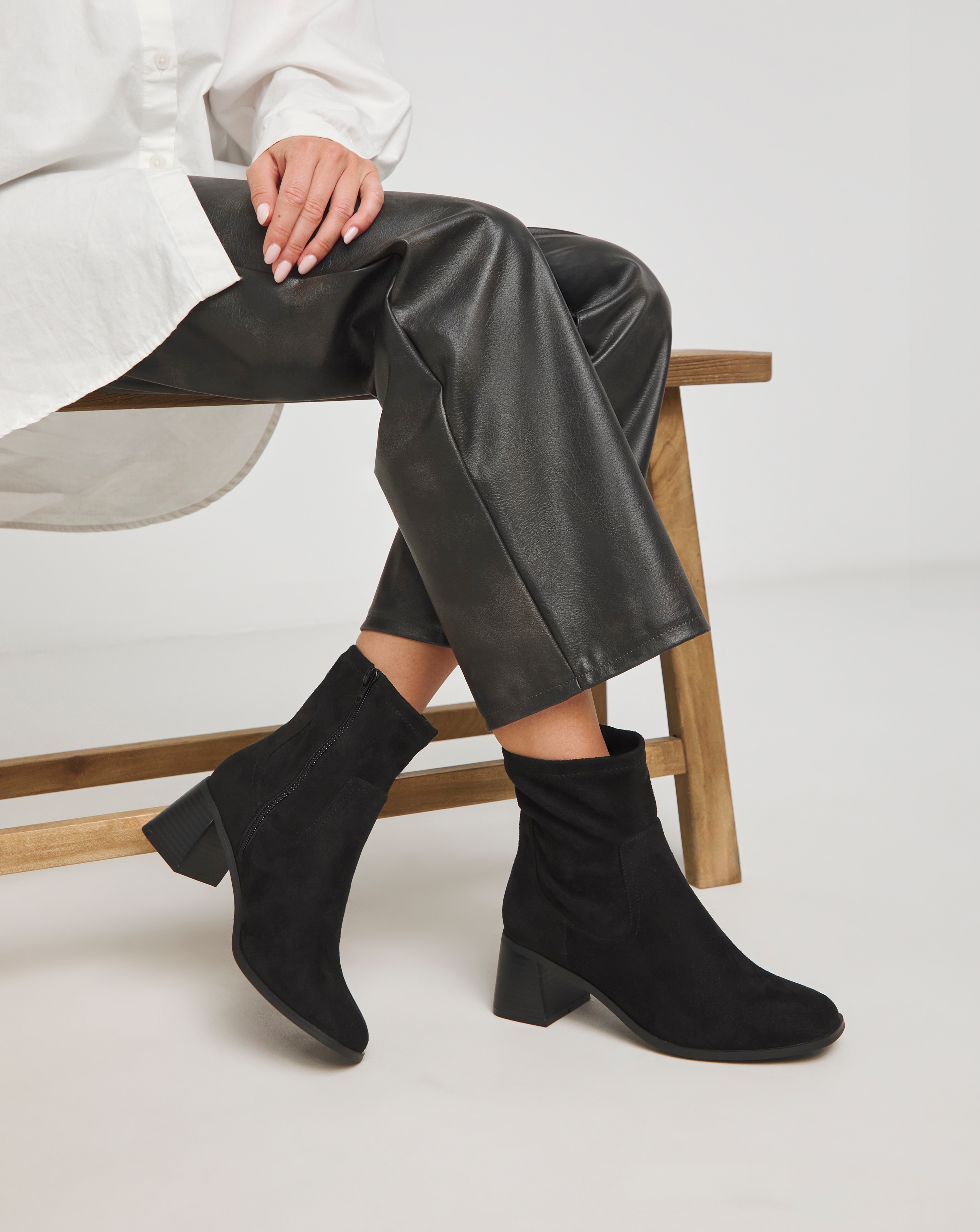 Block Heel Stretch Ankle Boots Ex Wide