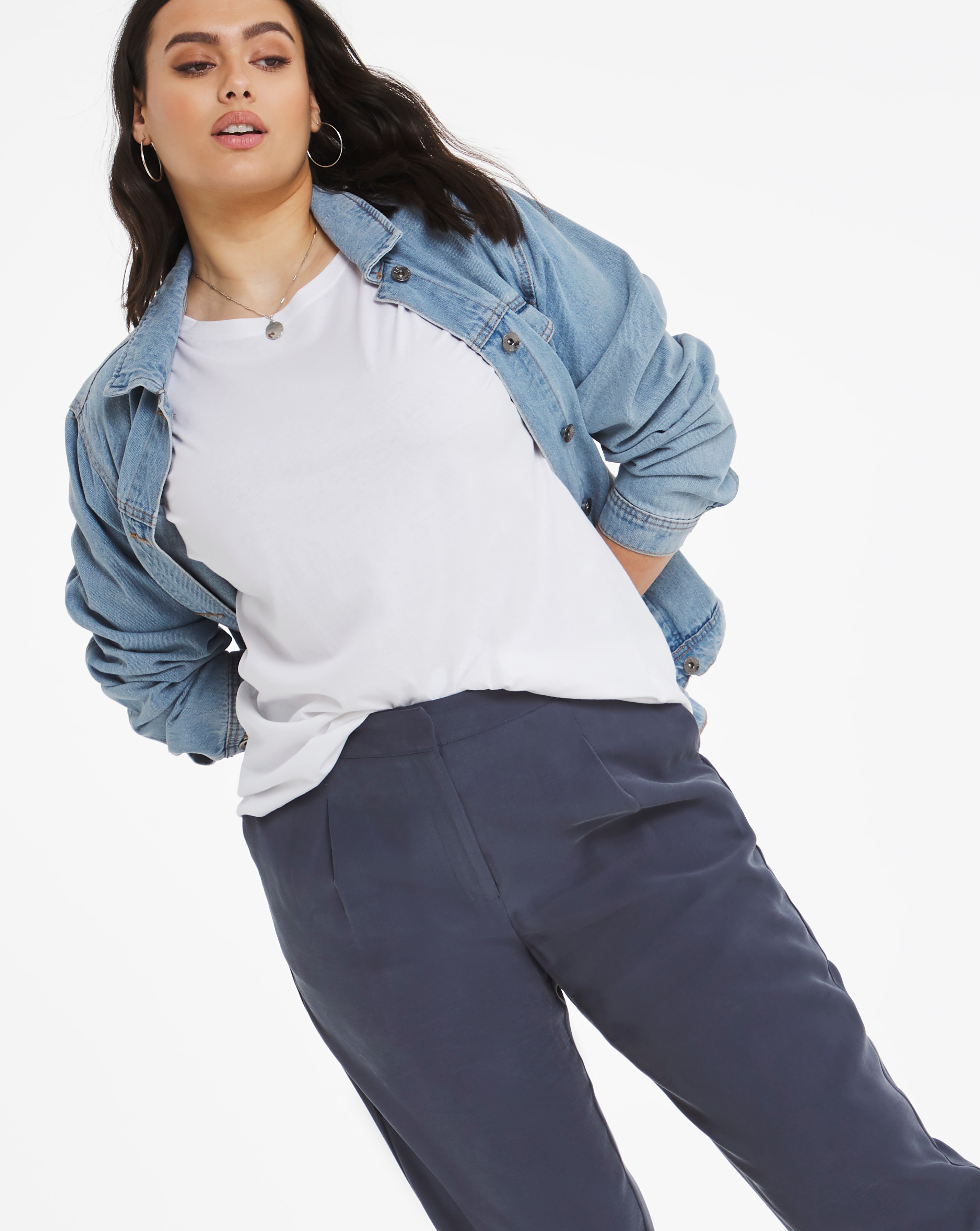 Relaxed Peg Tapered Leg Trousers 