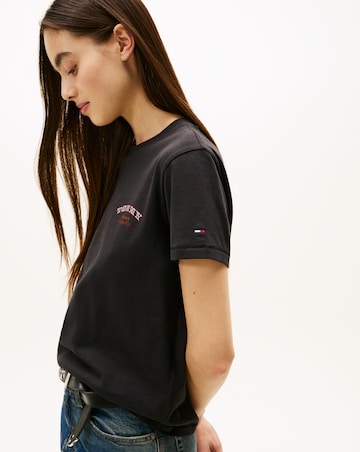 Tommy Jeans Dollar Stack Crew T-Shirt