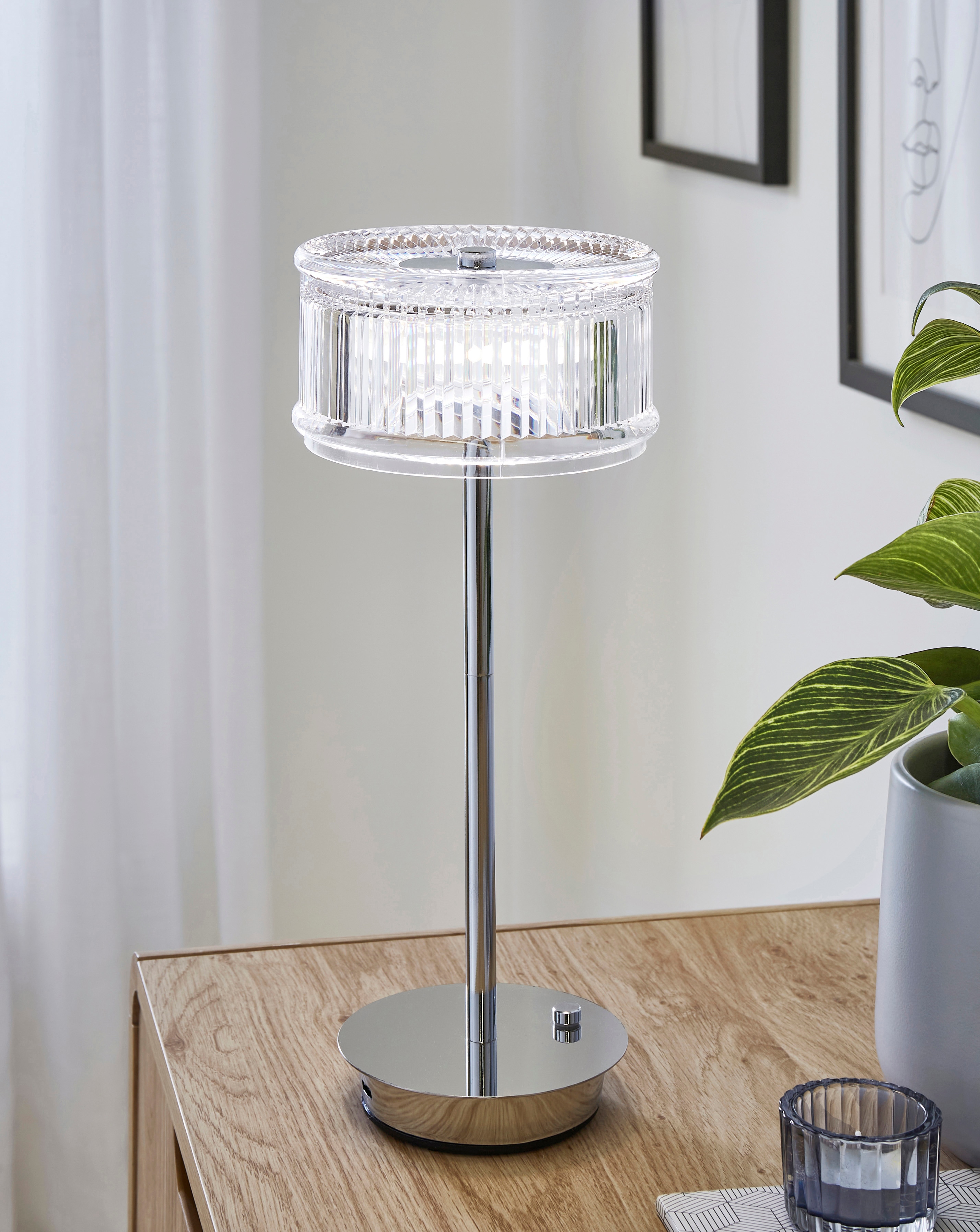 New In - Nova Wireless Rechargeable Table Lamp