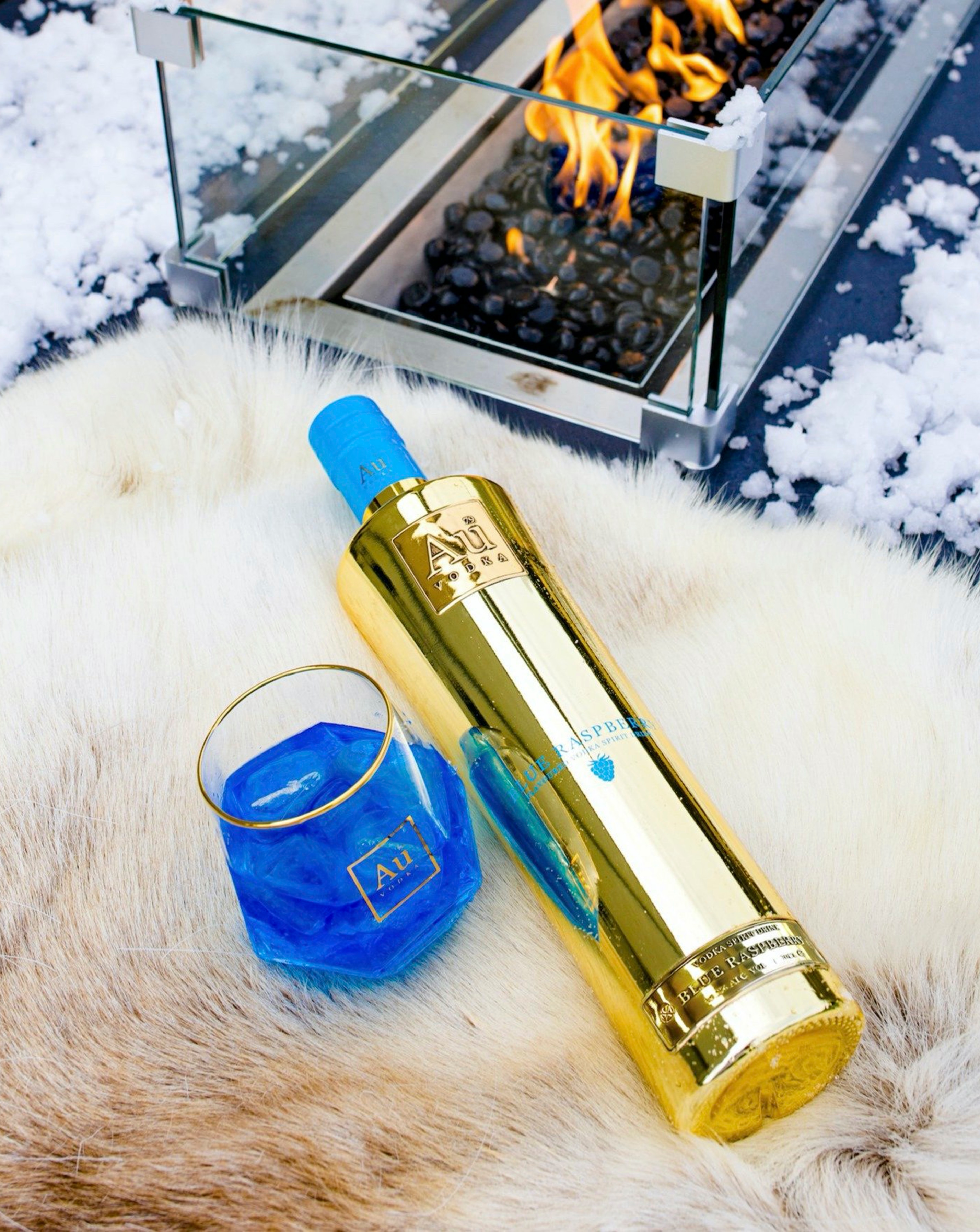 Au Vodka Blue Raspberry 70cl - Gift For Her