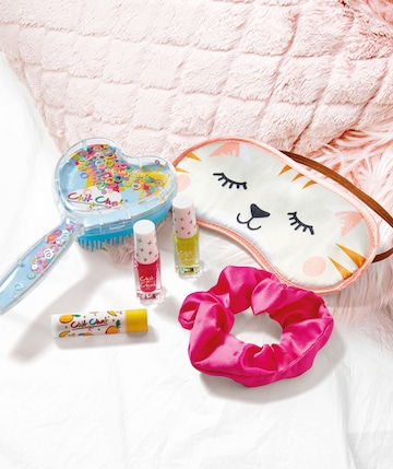 Chit Chat Slumber Party