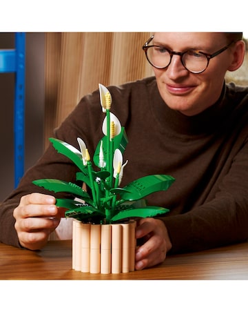 LEGO Botanicals Peace Lily