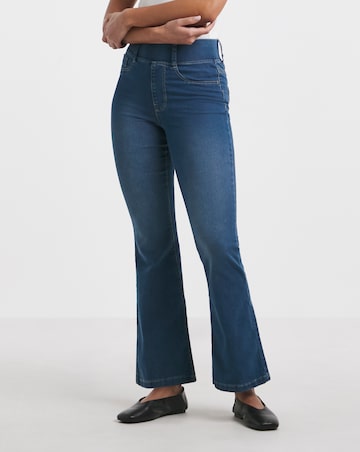 Mid Wash Flared Pull On Jeggings