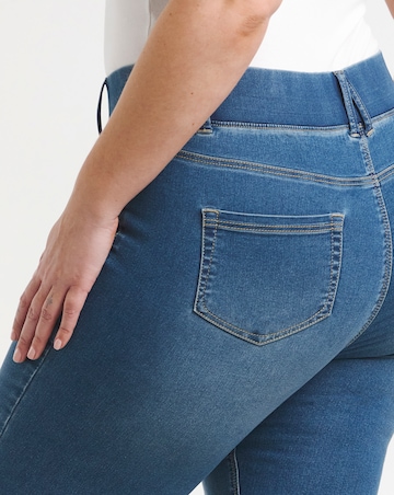 Mid Wash Flared Pull On Jeggings